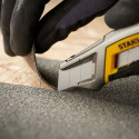 Lot de 10 lames de cutter 18mm avec distributeur -STANLEY